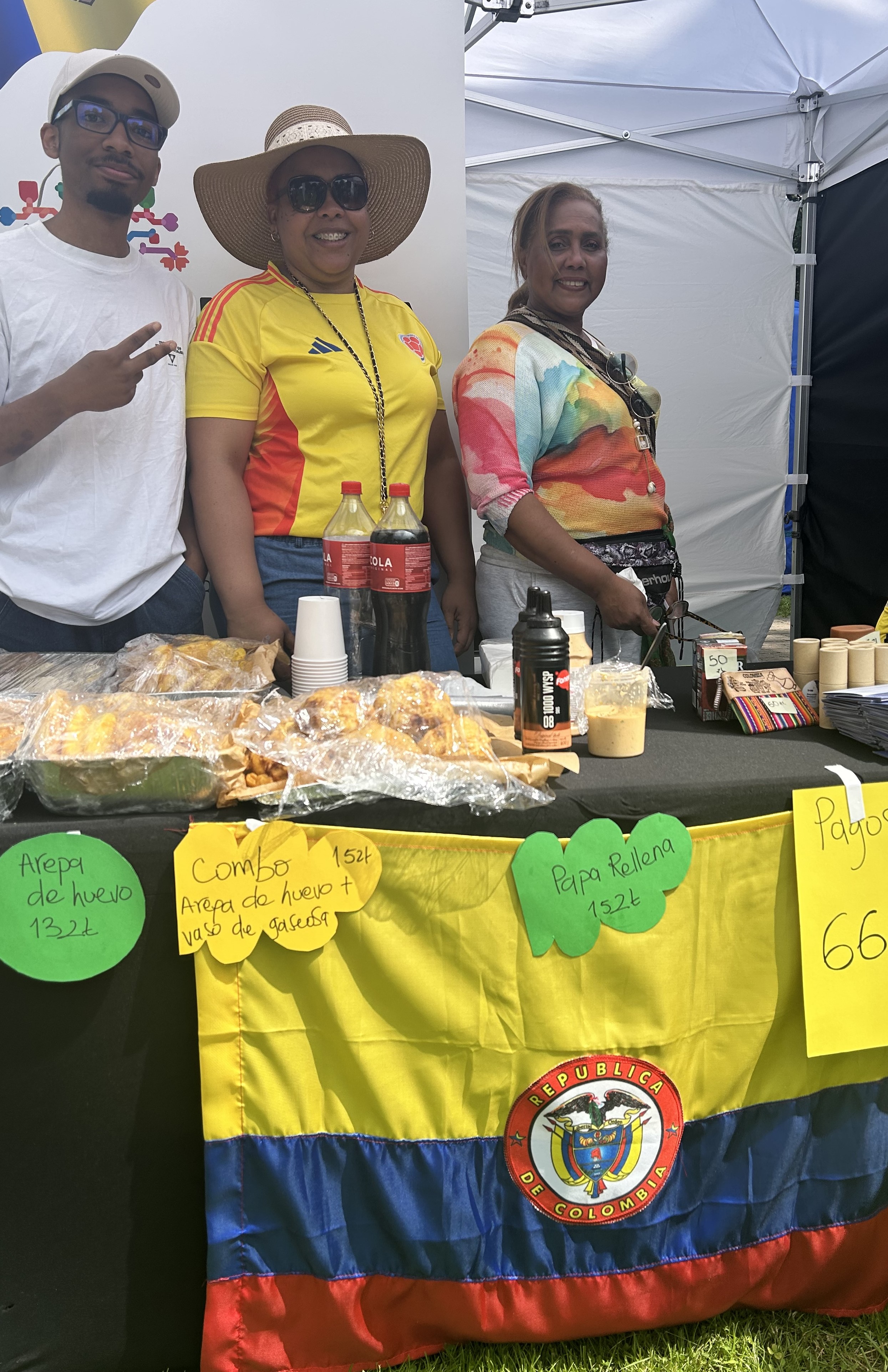 La Embajada de Colombia en Polonia participó en el Picnic Familiar Multicultural en conmemoración del Día Mundial del Refugiado 2025