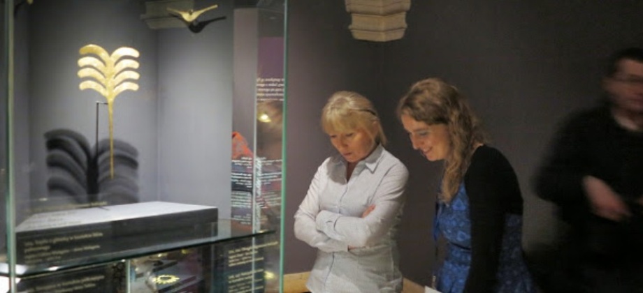 Exitosa inauguración de la exposición del Museo del Oro de Colombia en Varsovia